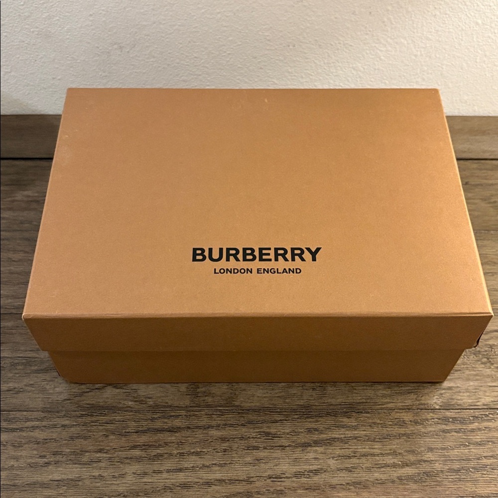 [Burberry] Furley Check Plaid Slides Slip-On Sandals w/ Box Youth EU 34 / US 3 - Picture 12 of 15